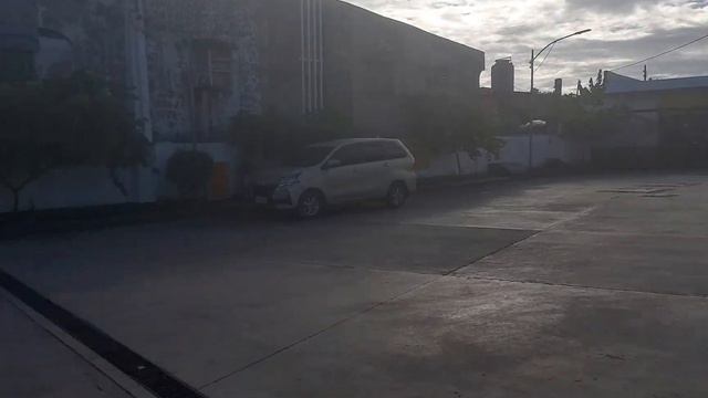 филиппины около заправки магазин,можно купить продукты или оплатить бензин #филиппины #philippines