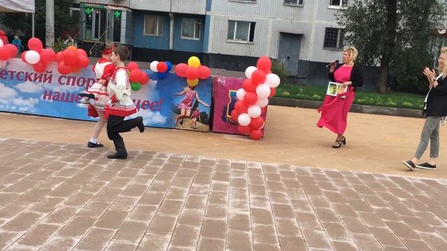 Как Марию Киселеву в Строгино хлебом-солью встречали смотреть онлайн