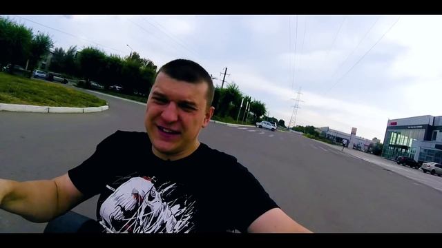 ХРЕНАЧУ на ДРИФТ ТРАЙКЕ по ПАРКОВКЕ смотреть онлайн