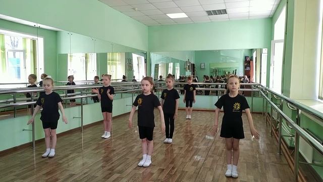контрольный урок Танец 1 класс 2022(2) смотреть онлайн