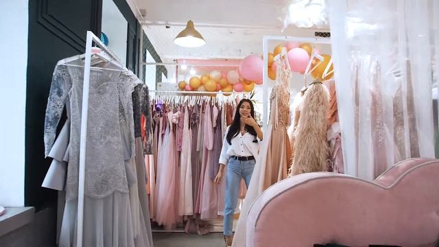 Прогулка по сервису проката платьев Yes Dress в городе Владивосток смотреть онлайн