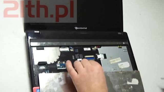 How to replace keyboard in laptop Packard Bell NEW91, remove keyboard смотреть онлайн