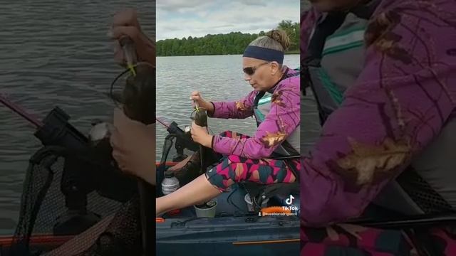 Kayak fishing at Deer creek reservoir 2022 #outdoors #kayakfishing #ohio #fishing #lifetimekayaks ? смотреть онлайн