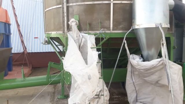 Зерносушилки Agrimec AS2250 44м3 Подсолнечник смотреть онлайн