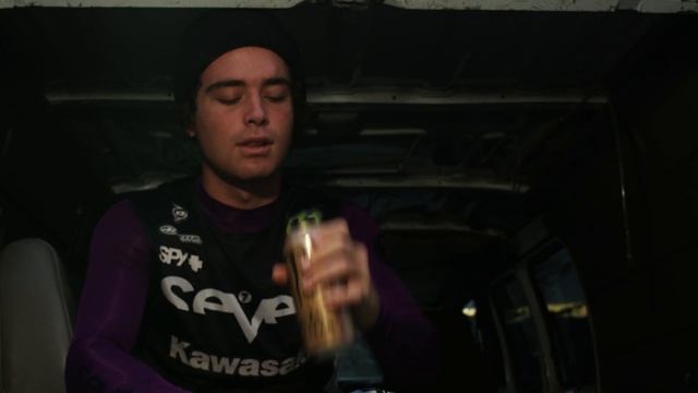 Axell Hodges - Java Monster смотреть онлайн