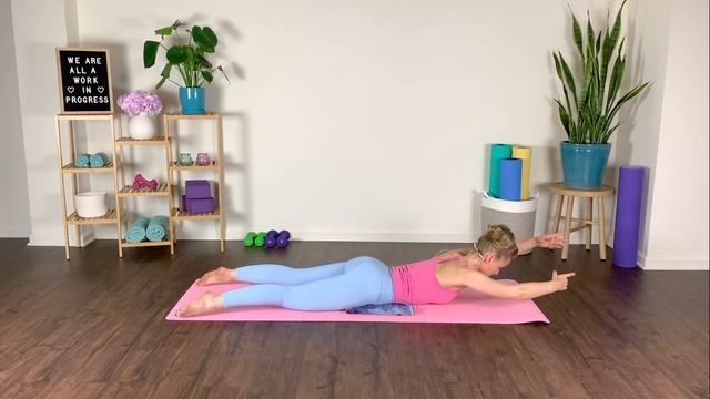 15 Min. Ballet Back + Better Posture // No Equipment Needed! смотреть онлайн