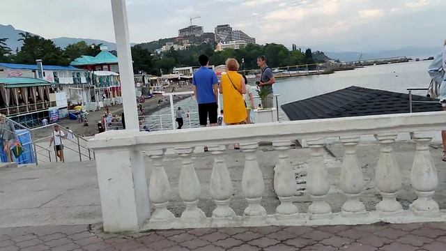 В поисках Олимпийского Мишки, Набережная Алушты, 23 июня. #Алушта #Крым смотреть онлайн