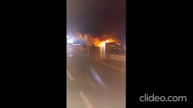 Видео с места взрыва машины Александра Дугина .где находилась его дочь ,которая погибла смотреть онлайн