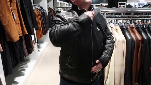 ГДЕ КУПИТЬ КОЖУ В СТАМБУЛЕ. Фабрика ELIBOL. смотреть онлайн