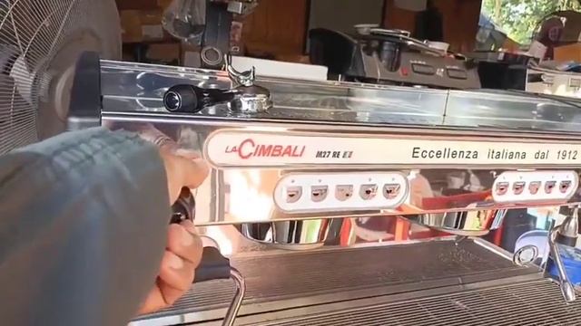ทำไมต้องล้าง เครื่องกาแฟ ส่ออาการว่ามีตะกรัน เครื่องชงกาแฟสด LACIMBALI M27 RE italiana โอเวอร์ฮอล смотреть онлайн