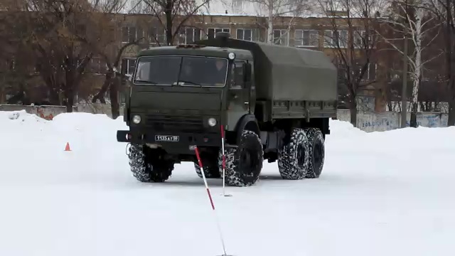 Змейка. Военные учения смотреть онлайн