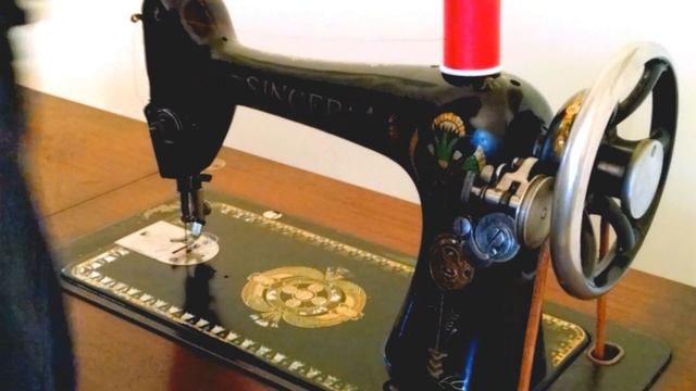 Rare Serviced Antique 1907 Singer 66-1 Lotus Treadle Sewing Machine Parlor Cabinet H1326209 смотреть онлайн