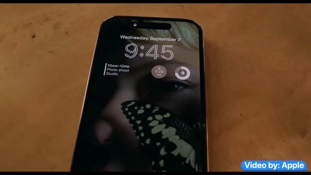 Apple iPhone 14 в руках! Полный обзор iPhone 14 Pro и айфон 14 Pro Max смотреть онлайн