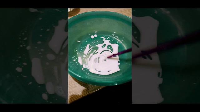 Слайм, из клея луч спрея теймурова и раствор вода и соль смотреть онлайн