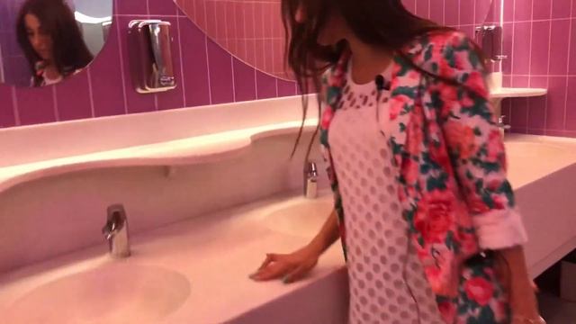 Секрет раскрыт! Я знаю, что нужно для счастья в туалете! смотреть онлайн