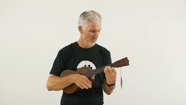 Martin FSC Concert Ukulele Playing смотреть онлайн