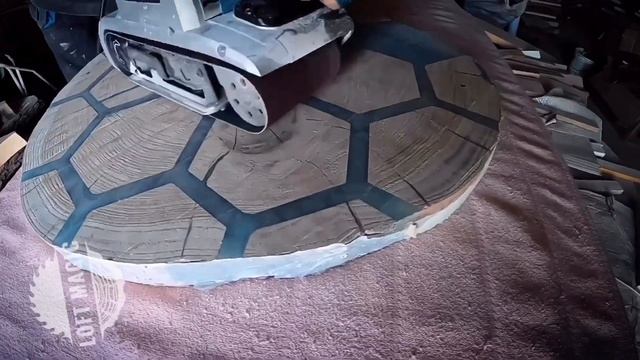 Стол-соты из спила дуба и эпоксидной смолы Epoxy Honeycomb Hexagon смотреть онлайн