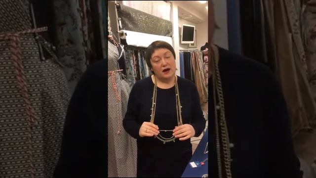 Тайны бус и цепей от генерального директора компании Тиссура смотреть онлайн