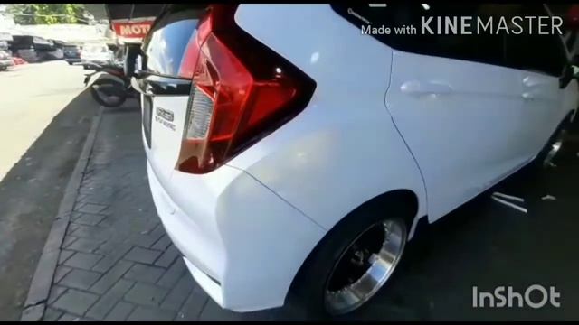 Wrapping sticker vinyl Honda jazz RS смотреть онлайн