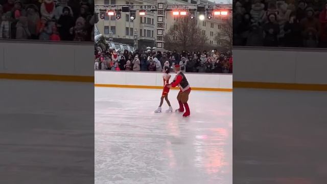 Александр Энберт выступает с новой партнёршей Верой Базаровой в шоу Татьяны Навки. смотреть онлайн