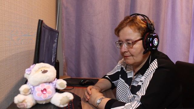 РЕАКЦИЯ МАМЫ НА [МУККА – Боль] смотреть онлайн