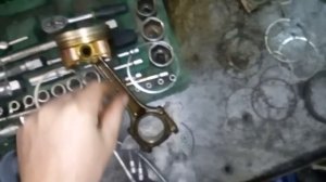 Skoda Octavia TOUR 1.6 BFQ - масложор (часть2)