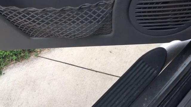 2003 Saturn Vue Grinding Noises and rolls in park смотреть онлайн