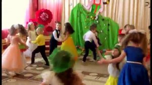 Парная полечка (общая) 8 марта _У мамочки моей_ в детском саду.mp4