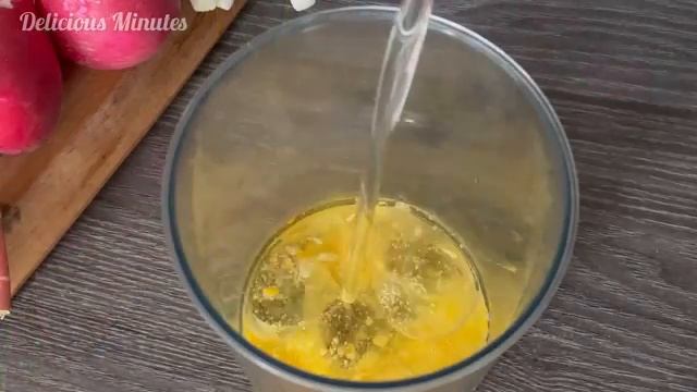 Delicious radish salad//homemade mayonnaise! Очень вкусный салат с редиской // домашний майонез. смотреть онлайн