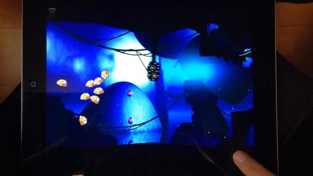 Flappy Bird's painful visit to BADLAND (unofficial) смотреть онлайн
