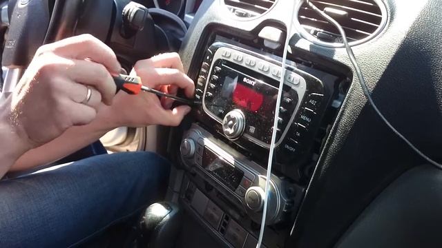Снятие магнитолы Ford Focus 2+.How To Remove The Radio On Ford Focus 2
