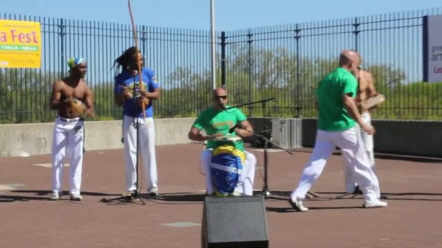 Ginga Capoeira performing at Hartford смотреть онлайн