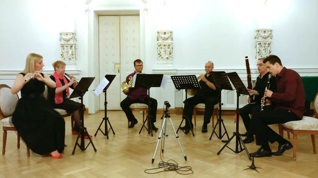 Mozart - Musical Joke, IV - Presto смотреть онлайн