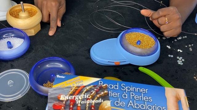 How To | Use a Bead Spinner {DETAILED} смотреть онлайн