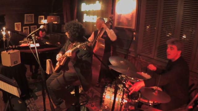 Bora Çeliker Quartet w Uğur Güneş, Volkan Hürsever & Ateş Tezer | I Fall In Love Too Easily смотреть онлайн