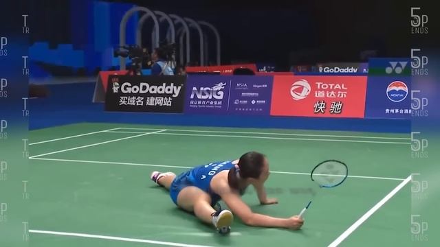 Idiots in sports !! ? Craziest Moments in Women's Sports смотреть онлайн