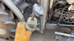 Ремонт рулевой kubota gl 25 . Закусывает руль .