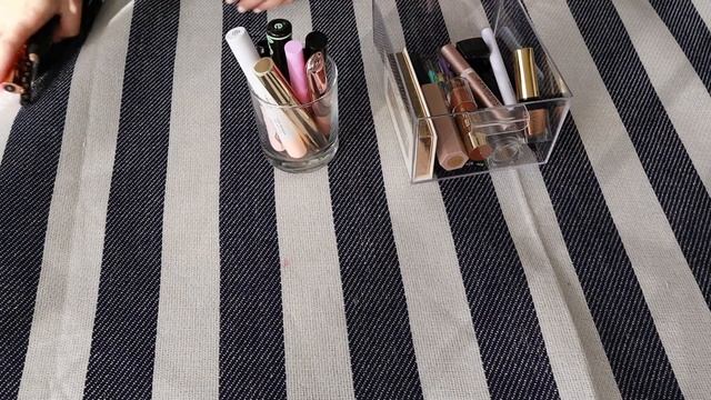 Eyeshadow + Mascara + Lipstick Declutter | Joi Trammell ✨ смотреть онлайн