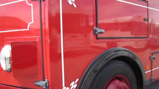 2005 Hometown Trolley for 26 Passengers S98665 смотреть онлайн