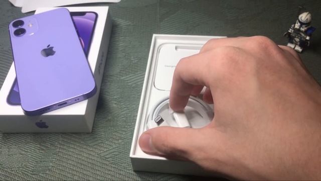 Распаковка фиолетового iPhone 12 mini - первые впечатления! смотреть онлайн