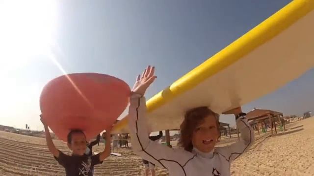 Kiteaway מחנה גלישה מחזור 3 смотреть онлайн