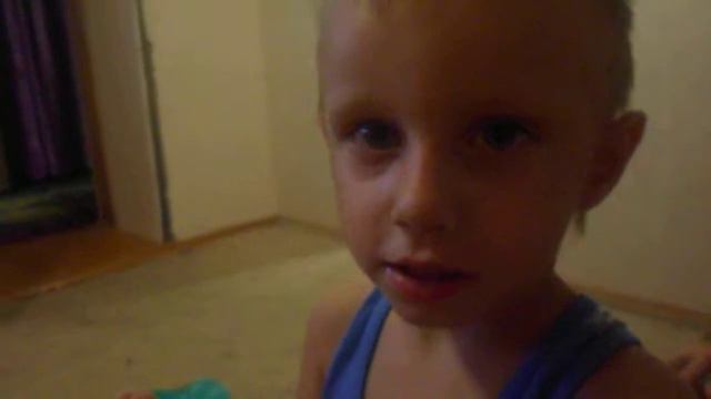 малыш Денис учится говорить (Смотреть до конца)!!! смотреть онлайн