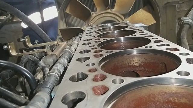 (Часть2) замена поршневой двигатель ЯМЗ 536. смотреть онлайн