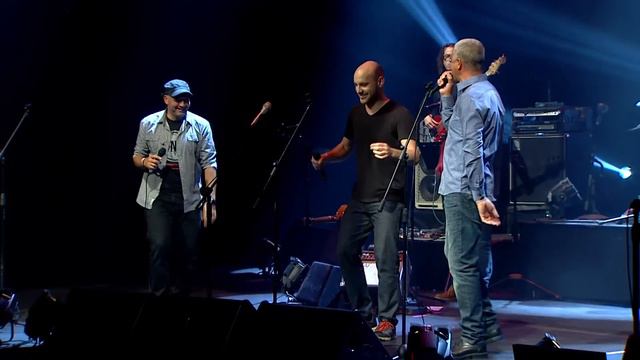 A papá con pega pega - Emiliano y El Zurdo con El Alemán смотреть онлайн