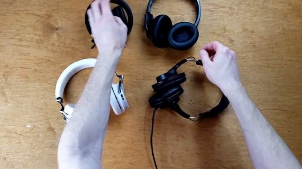 The best inexpensive bluetooth headsets? Anker Soundcore Life Q20 vs Marshall vs Bluedio headphones