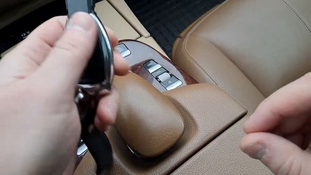 Ключ mercedes W221. Блокировка дверей смотреть онлайн