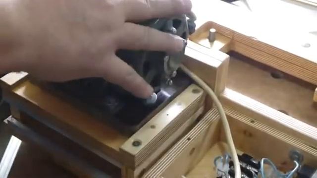 оверлок TEXTIMA 8515 компактное исполнение смотреть онлайн