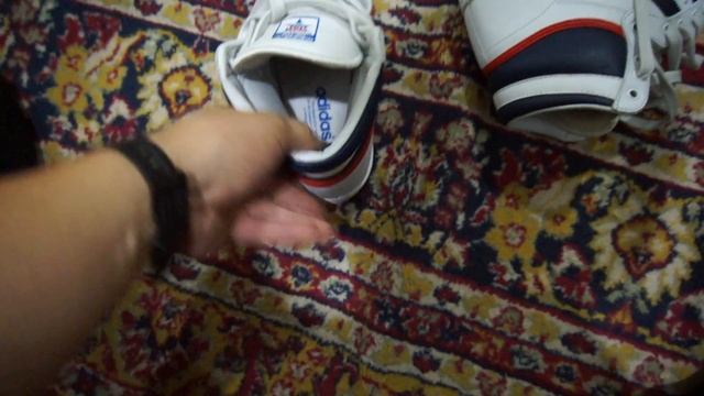 Обзор футболки и кроссовок смотреть онлайн