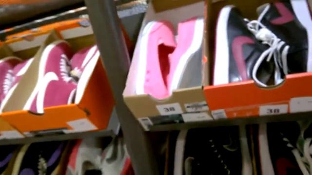 Nike в ЕВРОПЕ цены ЖЕНСКИХ кроссовок NIKE смотреть онлайн