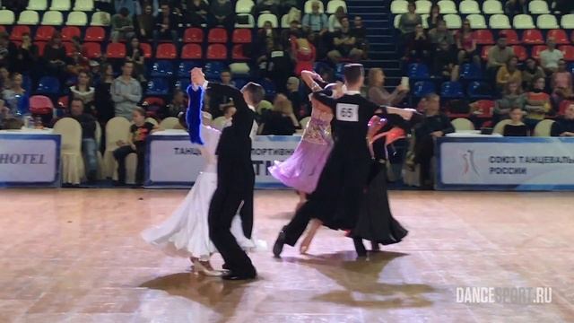 Моисеев Станислав - Моисеева Мария, 1/4 Viennese Waltz смотреть онлайн